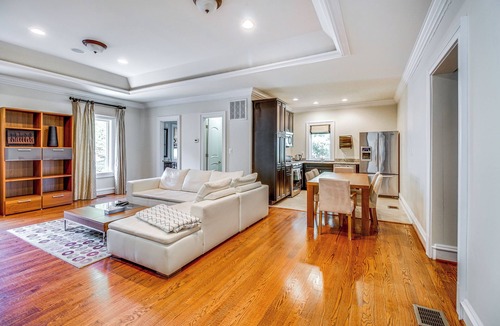 Hunter Mill House | Guest House in Private Villa ~ 23 Mi to Washington