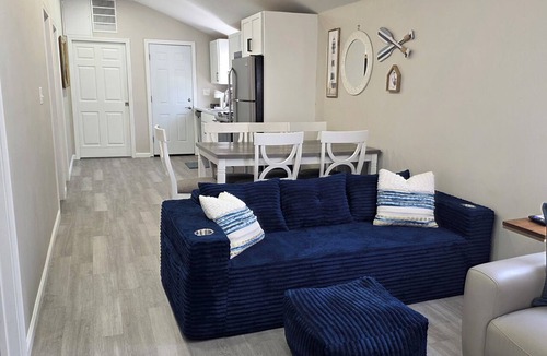 Hampton House | Hampton Beach getaway steps from the Beach & Blvd, Weekly rent Saturday Check in