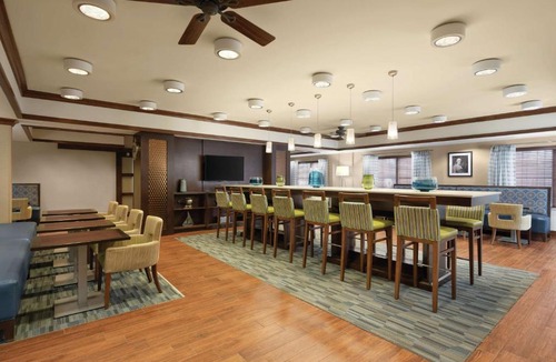 Franklin Hotel | Hampton Inn Franklin