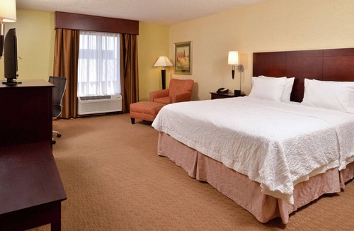 Jolivue Hotel | Hampton Inn Staunton