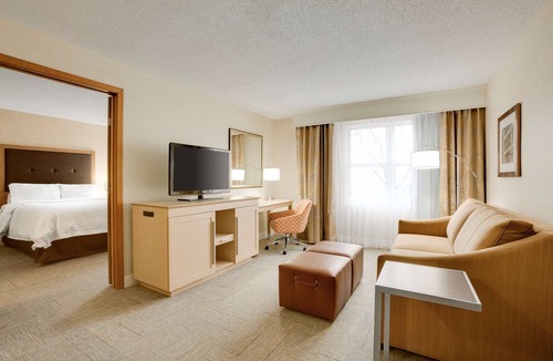 Independence Hotel | Hampton Inn & Suites Cleveland/Independence