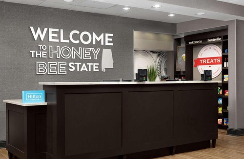 Huntsville Hotel | Hampton Inn & Suites Huntsville Research Park Area