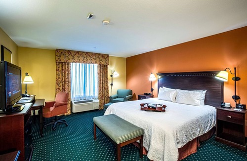 Laguna West-Lakeside Hotel | Hampton Inn & Suites Sacramento-Elk Grove Laguna I-5