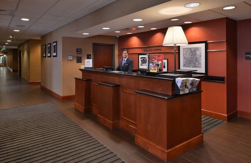 South End Hotel | Hampton Inn & Suites Tacoma-Mall