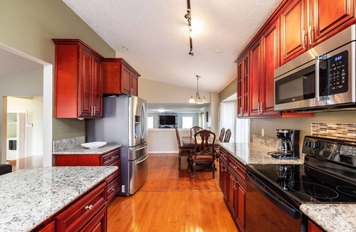 Happy Valley House | Happy valley beautiful family house