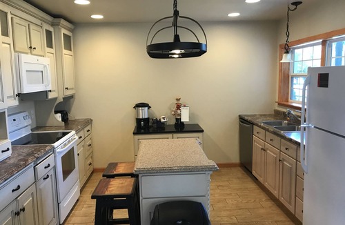 Gills Rock Hotel | Harbor Light Inn