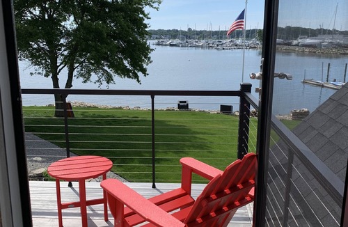 West Mystic House | Harbor View Landing Mystic CT - The Bluffs Waterfront House - Second Floor Only