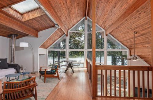 St. Michaels House | Hawkeye Point