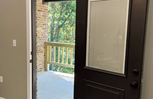 Heber Springs House | High N Heber/Brand new 4 bedroom 2.5 bath 2 car garage/washer & dryer available