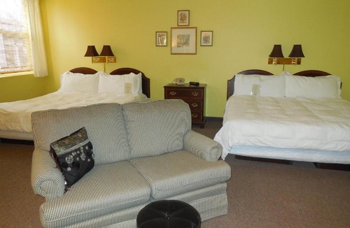 Independence Hotel | Higher Ground Hotel