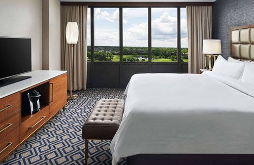 Oak Brook Resort | Hilton Chicago/Oak Brook Hills Resort & Conference Center