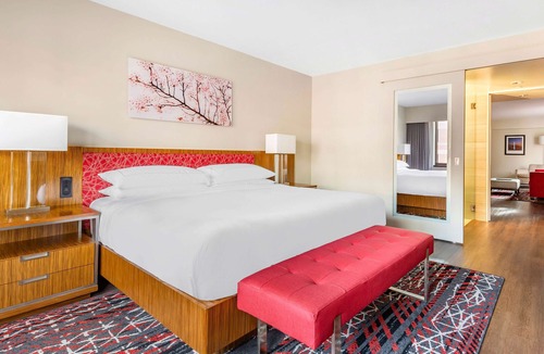 West End Hotel | Hilton Club The District Washington D.C.