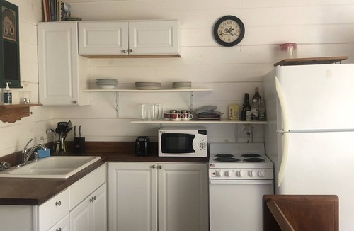 East Dorset House | Historic East Dorset Retreat convenient to venues
