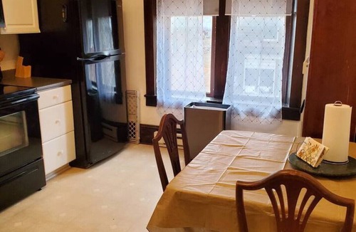Brunswick Apartment | Historic Getaway near C&O Canal, hiking and biking