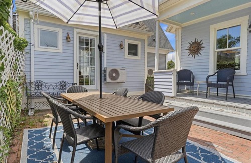Mystic House | Historic Home and Cottage with Seaport View