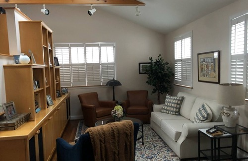 Garrett Park House | Historic prestigious open concept Garrett Park House on spacious corner lot