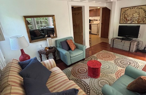 Cherry Grove Cottage | Historic quaint beach cozy 4-bedroom cottage in beautiful Cherry Grove