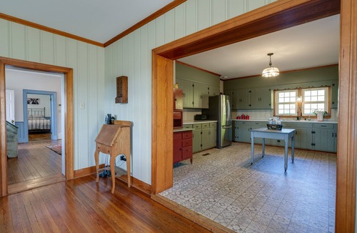 Raphine House | Historic Raphine Retreat Near Brownsburg Village!