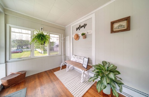Cambridge Springs Cottage | Historical Magnesia Springs Home, Near Kayaking!