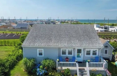 Matunuck House | Holden' at the Beach - Perfect 3-bedroom house in Matunuck for your getaway