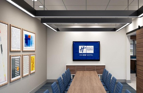 Oak Forest Hotel | Holiday Inn Express & Suites Chicago - Oak Forest by IHG