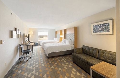Decatur Hotel | Holiday Inn & Suites Decatur-Forsyth by IHG