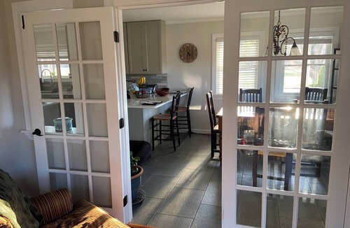 Belmont House | Home away from home. 15 min from Jackson Gore, Comfortable 3-bedroom 2-bath.