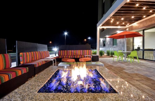 Fultondale Hotel | Home2 Suites By Hilton Birmingham/Fultondale, Al