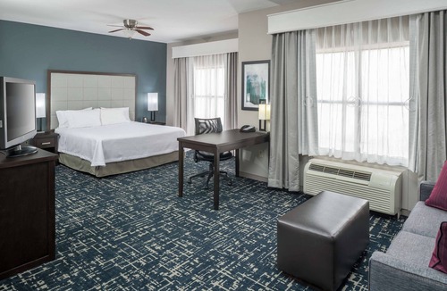 Cedar Rapids Hotel | Homewood Suites by Hilton Cedar Rapids-North