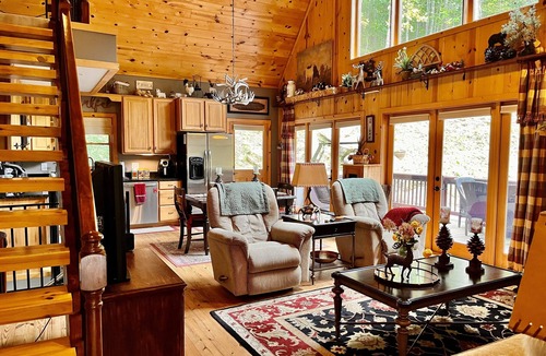 Sky Valley Cabin | Hot Tub and Beautiful Deck, Sky Valley Amenities, Sleeps 5