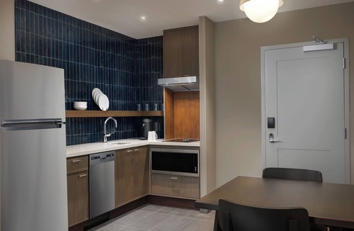 Rogers Hotel | Hotel Avail Rogers, Tapestry Collection By Hilton