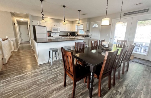 Keezletown House | Huge game room! Super Clean 5BR,3BA private home!Beautiful open field views!