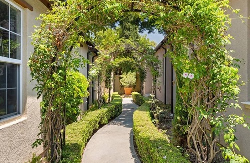 Woodbury House | Irvine Inn Love | Pool | BBQ | Firepit | Clubhouse