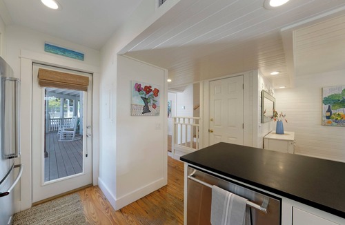Seaside House | Just Renovated New Tower w/Stunning Gulf Views + 2 Adult Bikes!