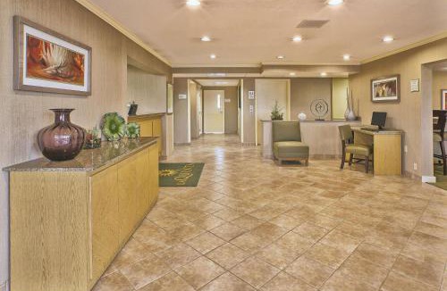 Perrysburg Hotel | La Quinta Inn by Wyndham Toledo Perrysburg