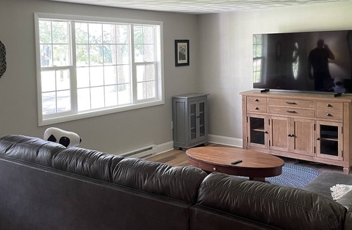 Westfield House | Lake Erie Waterfront in Chautauqua Wine Region