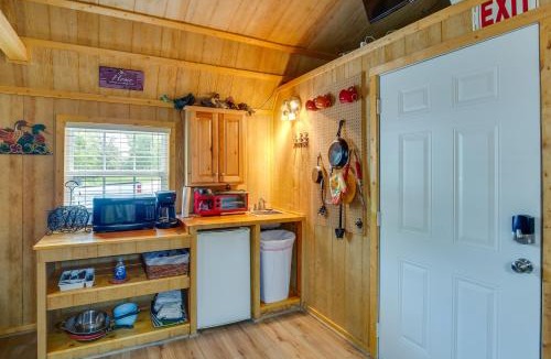 Emory Apartment | Lake Fork Studio Cabin w/Dock + Boat Ramp!