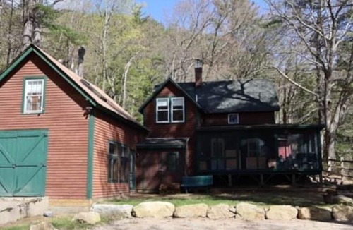 Bradford House | Lake Massasecum Waterfront Home