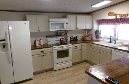 Groveoak House | Lake Ridge getaway on Lake Guntersville