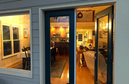 Dawsonville Ski Chalet | Lake views galore from balconies right on the lake and drought-proof deep water