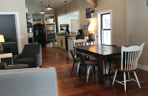 Twin Lake House | Lakefront Home for Rent on Beautiful Clear Lake