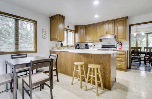 Fond du Lac House | Lakefront Home W/Dock Near Fond Du Lac