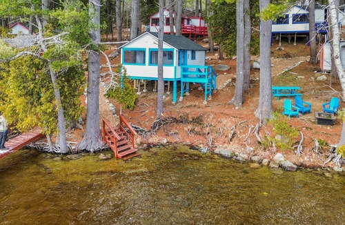 Orland Cabin | Lakefront Lighthouse Tiny Cabin @ Getogether Stays