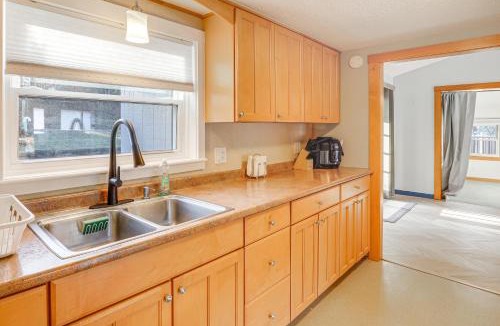 Salem House | Lakefront Salem Retreat - Fish, Swim, Kayak & More