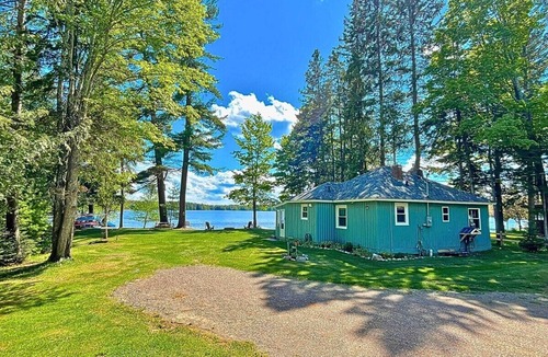 Butternut Cabin | Lakeshore Pines on Schnur Lake
