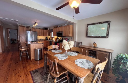 Westport House | Lakeside cottage in the ADK with LAKE and MTN views w/boat launch and amenities!