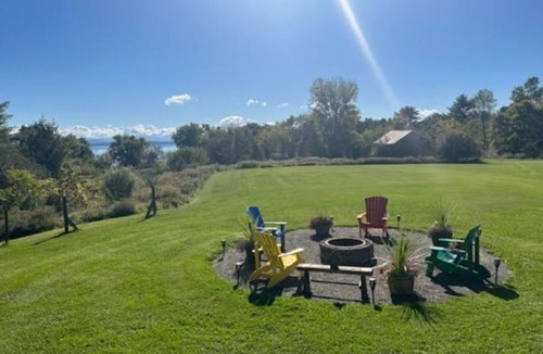Westport House | Lakeside cottage in the ADK with LAKE and MTN views w/boat launch and amenities!