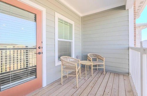 San Marcos Apartment | Landing | Amazing 1BD, Pool, Clubhouse