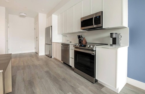 Cardozo Apartment | Landing | Amazing 1BD in Columbia Heights