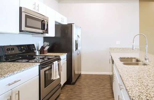Southfield Apartment | Landing at 42 West - 1 Bedroom in Downtown Southfield